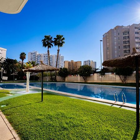 Apartamento Faro Blanco Alicante Bagian luar foto