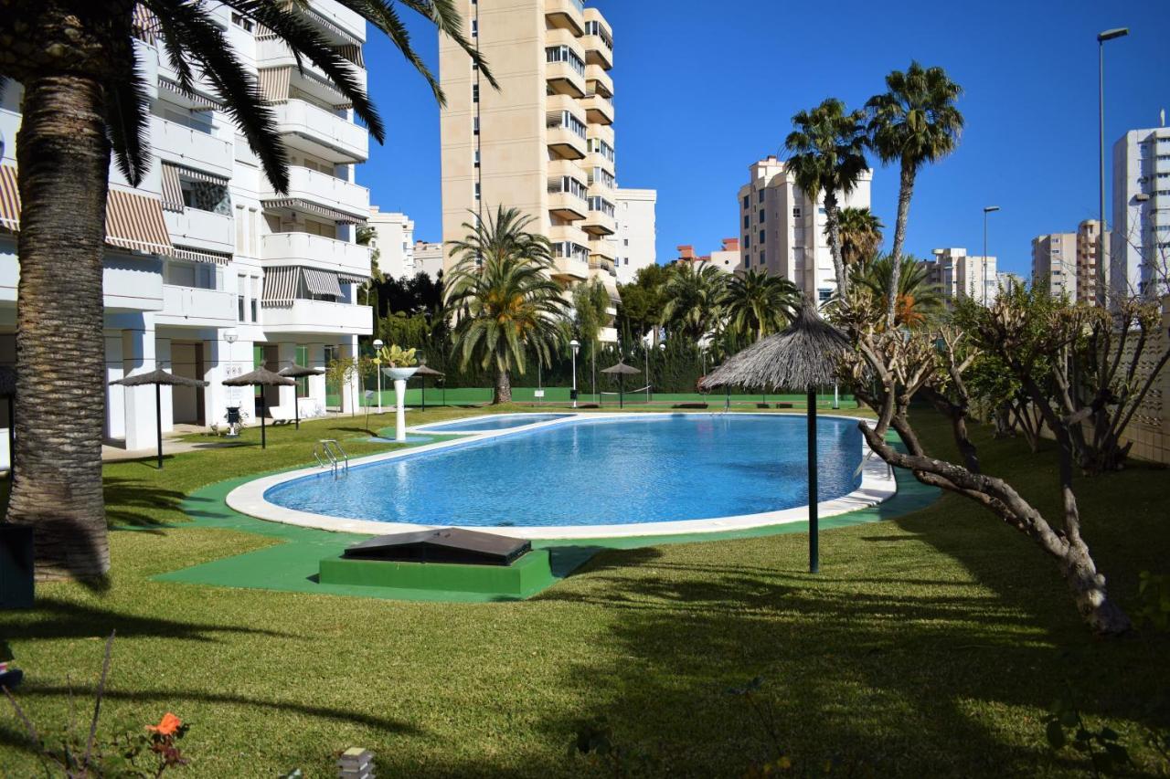 Apartamento Faro Blanco Alicante Bagian luar foto